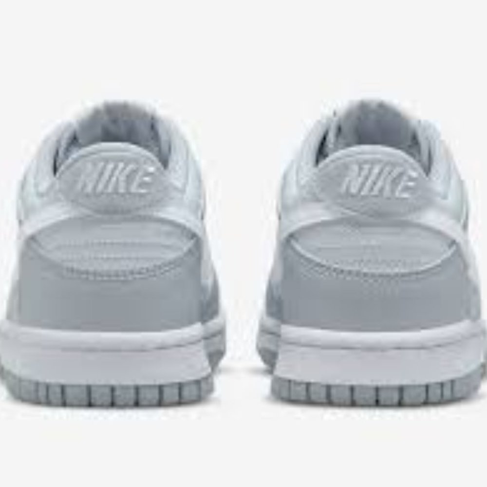 Nike Dunk Low Two-Toned Grey (GS) - All women's sizes - Picture 5 of 7